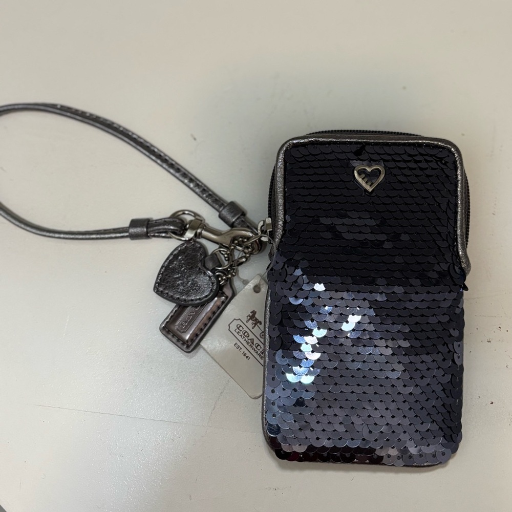 Coach Poppy Sequin Wristlet Limited Edition NWT